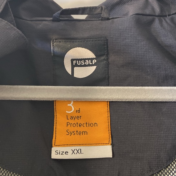 Fusalp  Windbreak Rain Jacket Size XXL - Picture 10 of 13